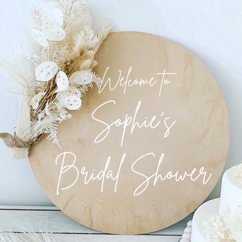 Personalised Baby Shower Round Wooden Sign/Party Display/Photo Shoot