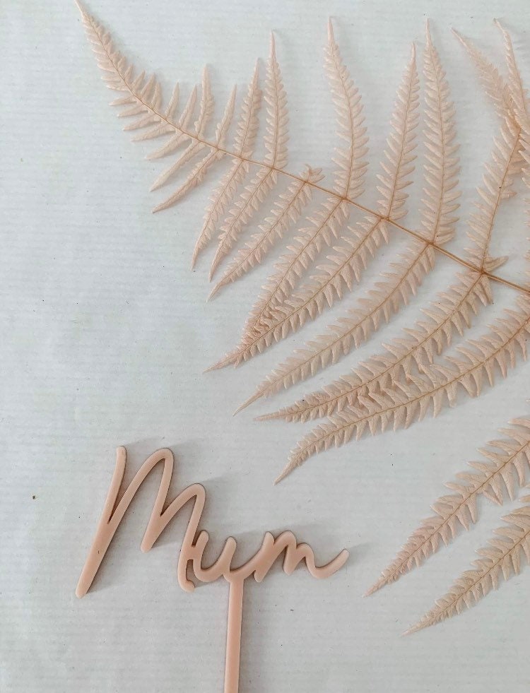 Wooden Dried Flower Stake-Mum