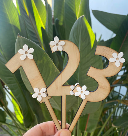 Wooden Daisy Number Cake / Cupcake Topper